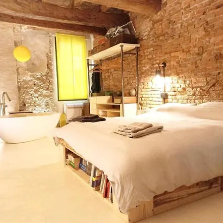 Loft&art Lejlighed Ferrara